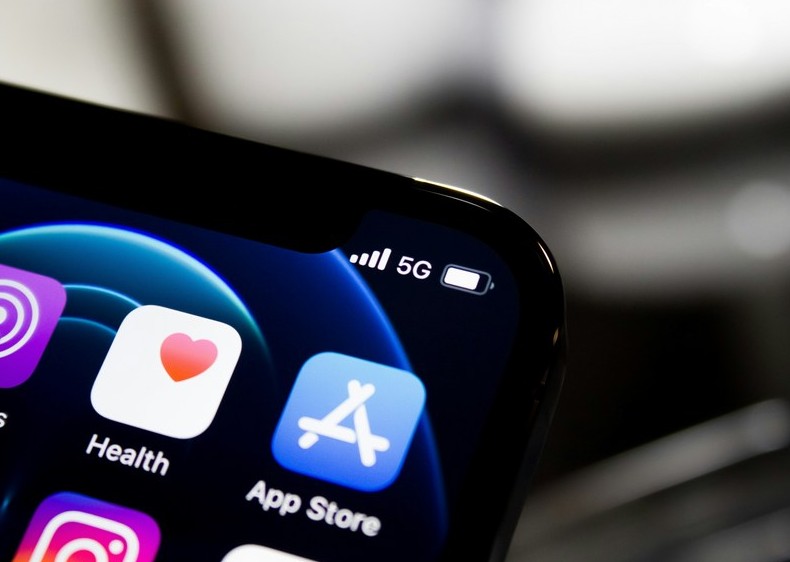 Apple разрешила сторонние магазины приложений для iPhone, но только в ЕС - «Новости сети»