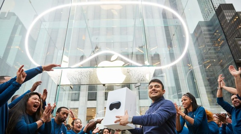Многие покупатели Apple Vision Pro начали возвращать гарнитуры в магазины - «Новости сети»