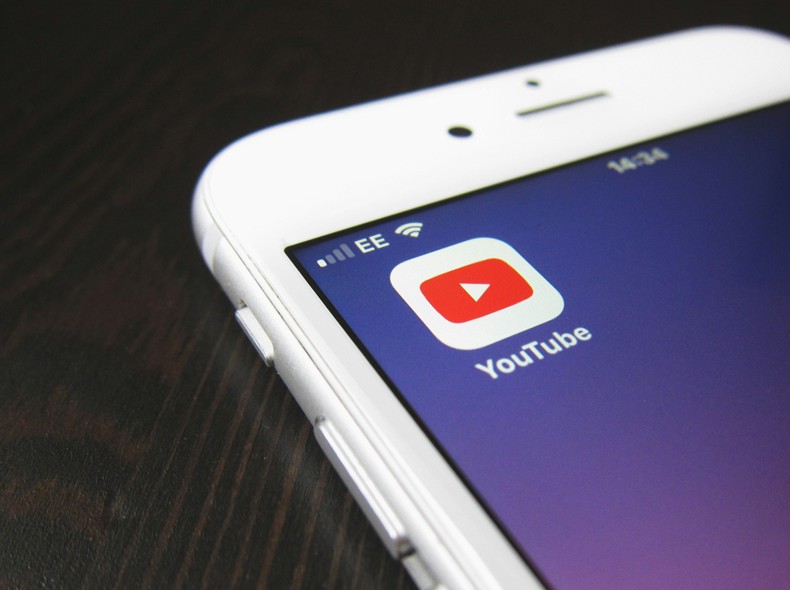 Россияне всё чаще жалуются на ухудшение работы YouTube, сообщил «Ростелеком» - «Новости сети»