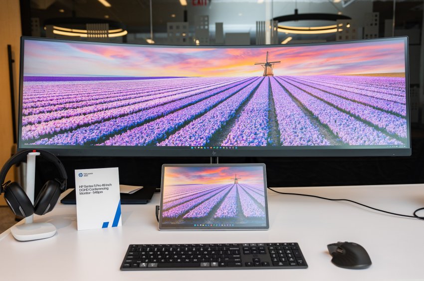 HP представила 49-дюймовый сверхширокий монитор с выдвижной веб-камерой - «Новости мира Интернет»