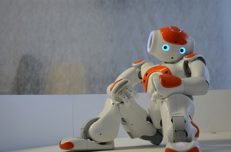 Исследование: роботы-курьеры могут доставлять посылки в шесть раз дешевле курьеров-людей - «Новости сети»