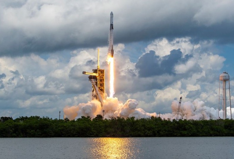 SpaceX завершила прошлый год с убытками в $5 млрд, хотя выручка составила $18,5 млрд - «Новости сети»